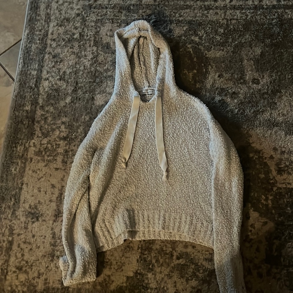 White knitted sweater